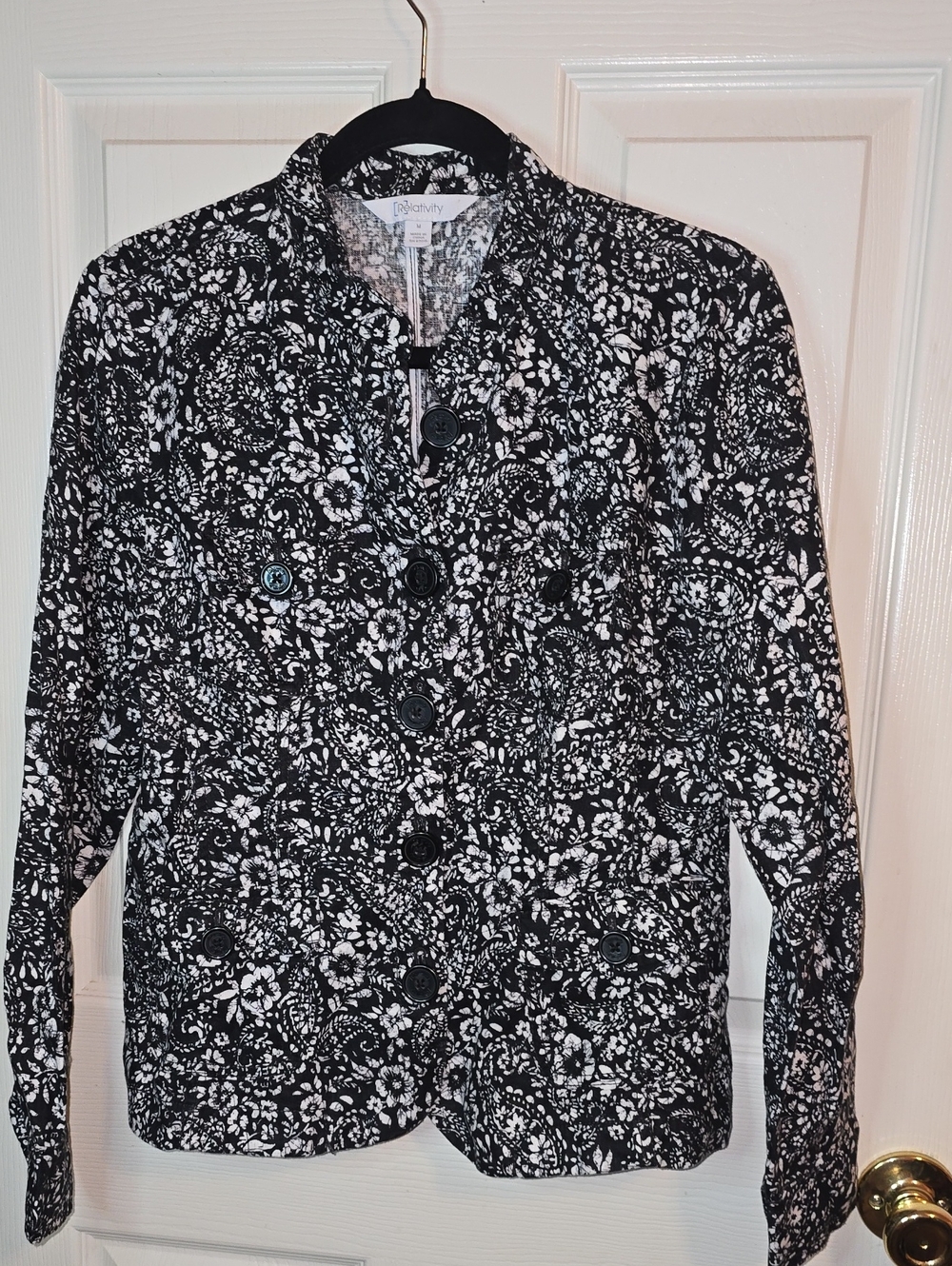Relativity Black and White Floral Button-Down Shirt Jacket
